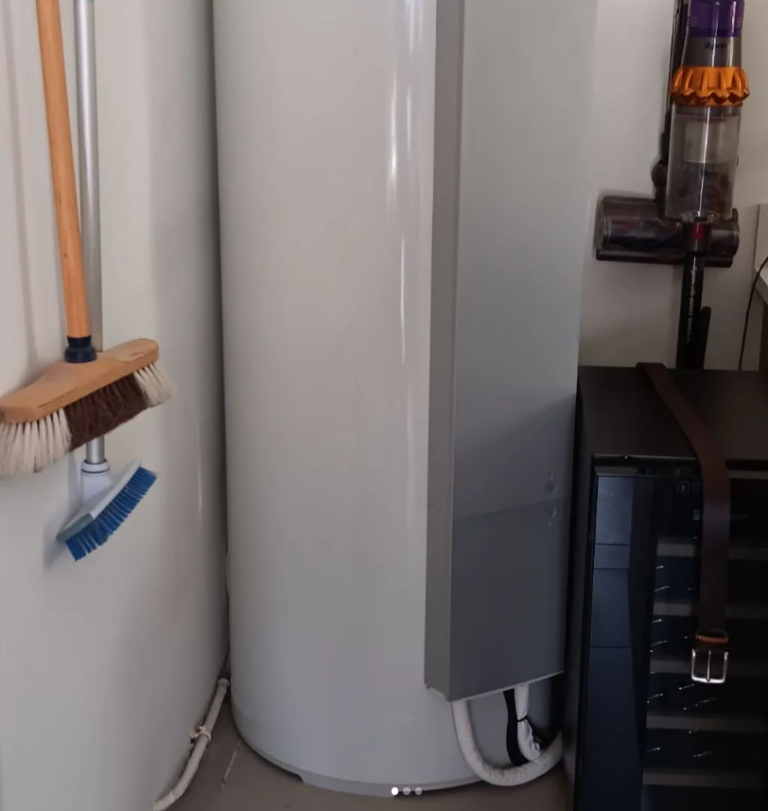 Chauffe-eau thermodynamique var